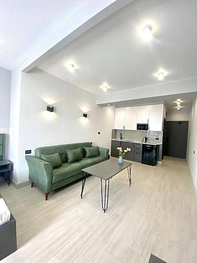 Апарт-Отель Nine Rooms Erevan Esterno foto