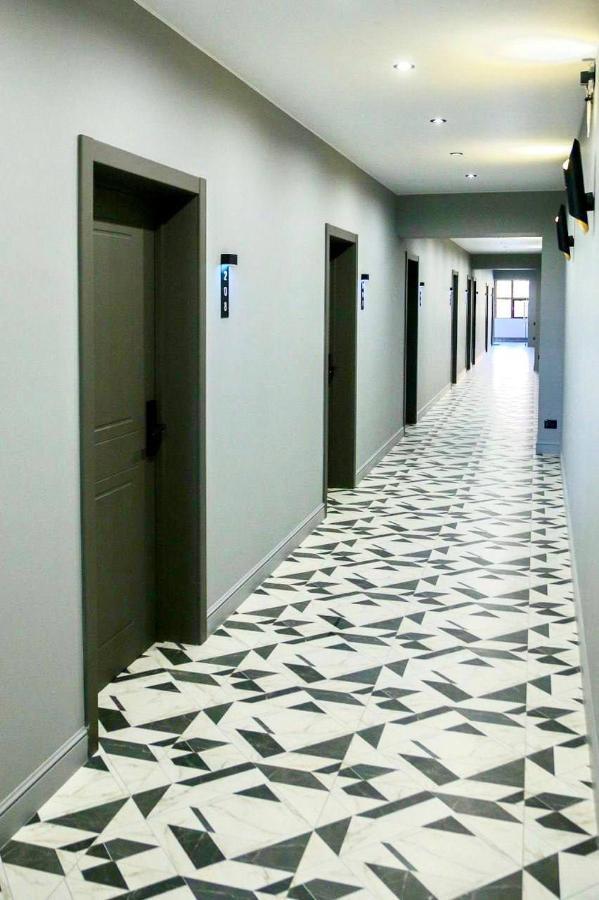 Апарт-Отель Nine Rooms Erevan Esterno foto